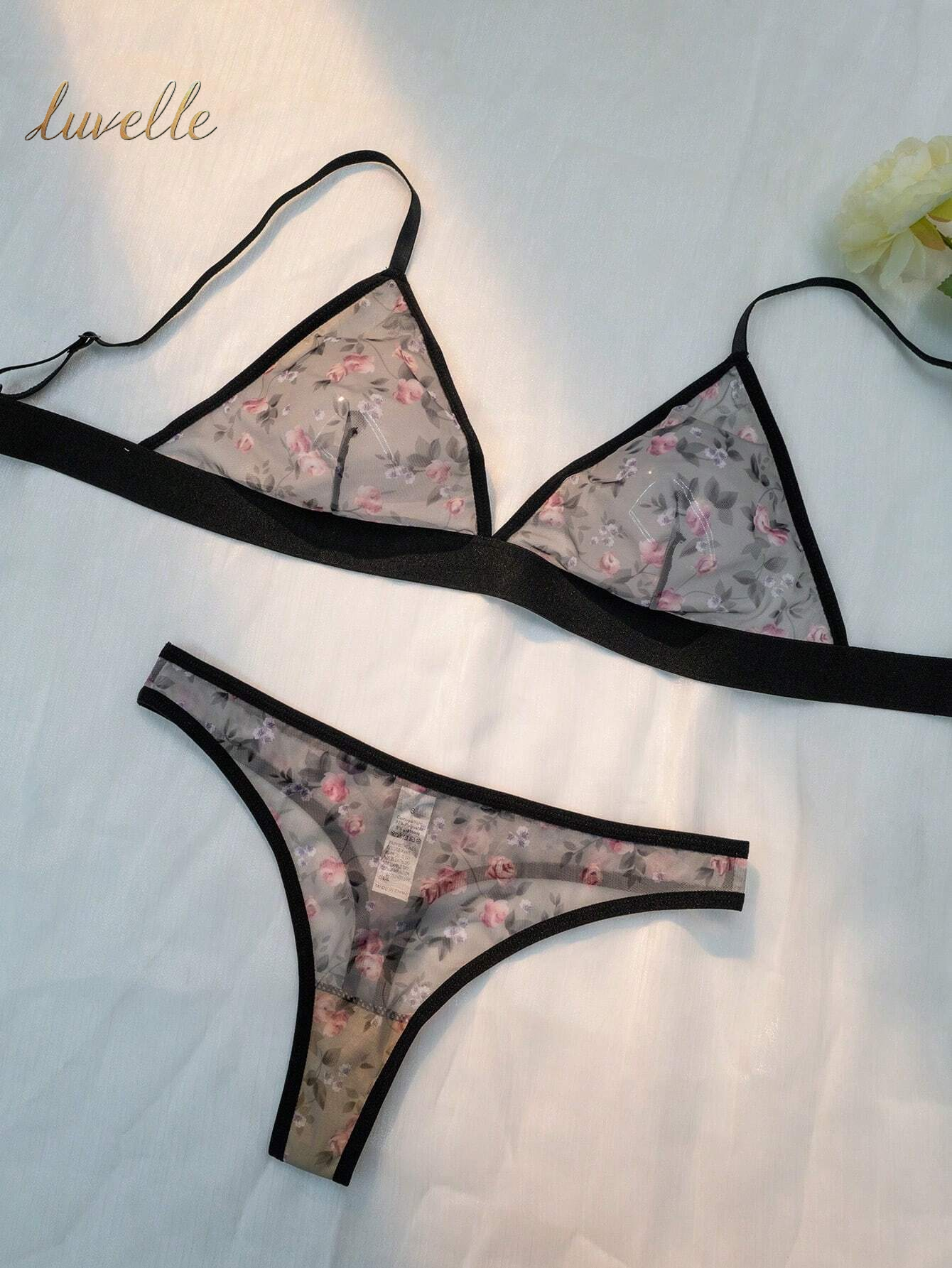 Two-Piece Set of Women Sexy Lingerie (Wireless Bra and Thong)_Grey And Pink