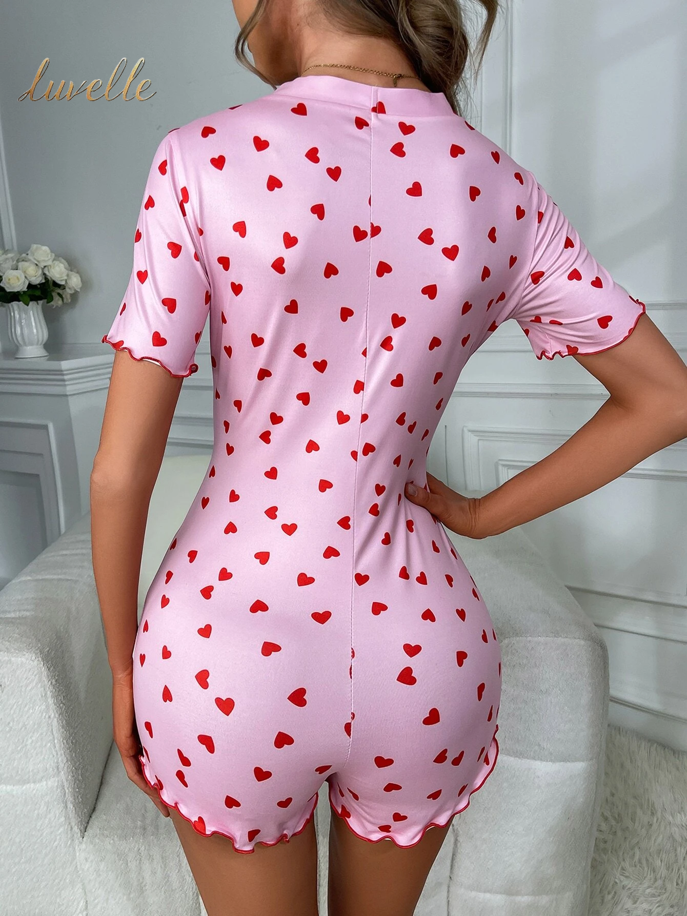 Heart Print Button Front Lettuce Trim Romper_Baby Pink