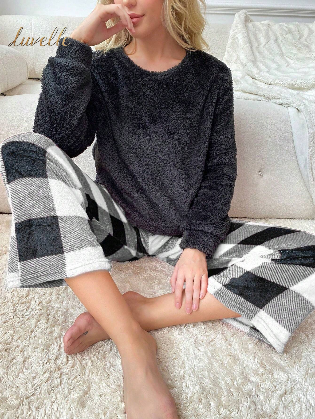 Buffalo Plaid Print PJ Set / Pajama Set_Black and White