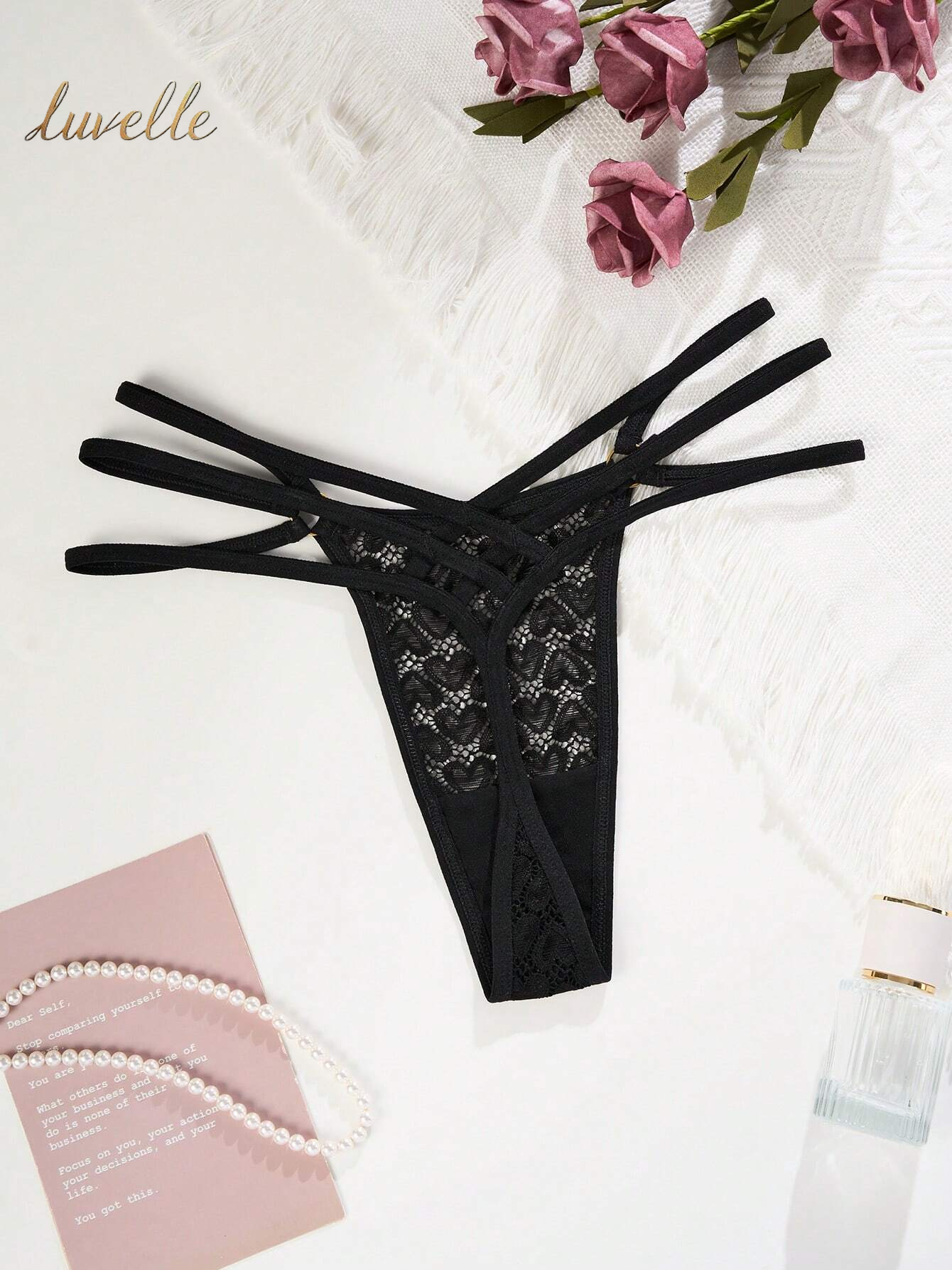 Floral Lace Ring Linked Thong Lingerie_Black